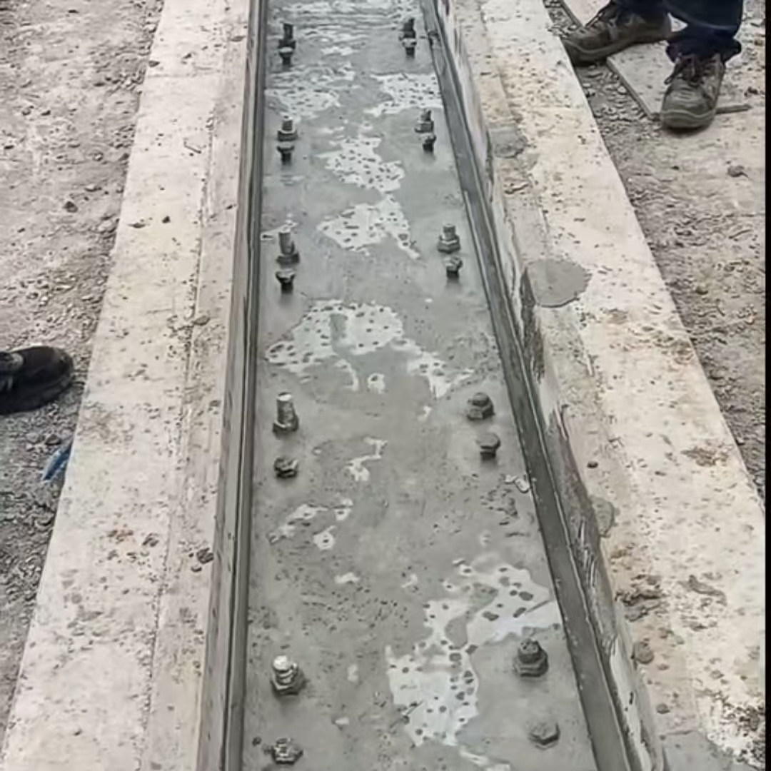 防城港口码头起重机龙门吊重型机械设备稳固用早强快凝轨道胶泥